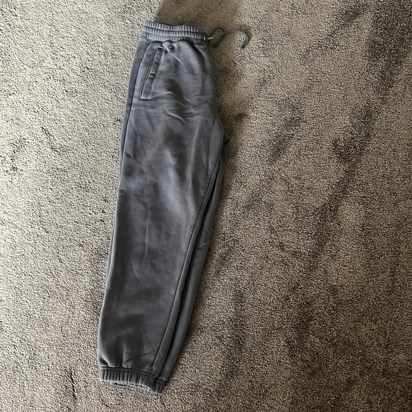 Abercrombie Sunday joggers size medium worn once - Picture 2 of 4